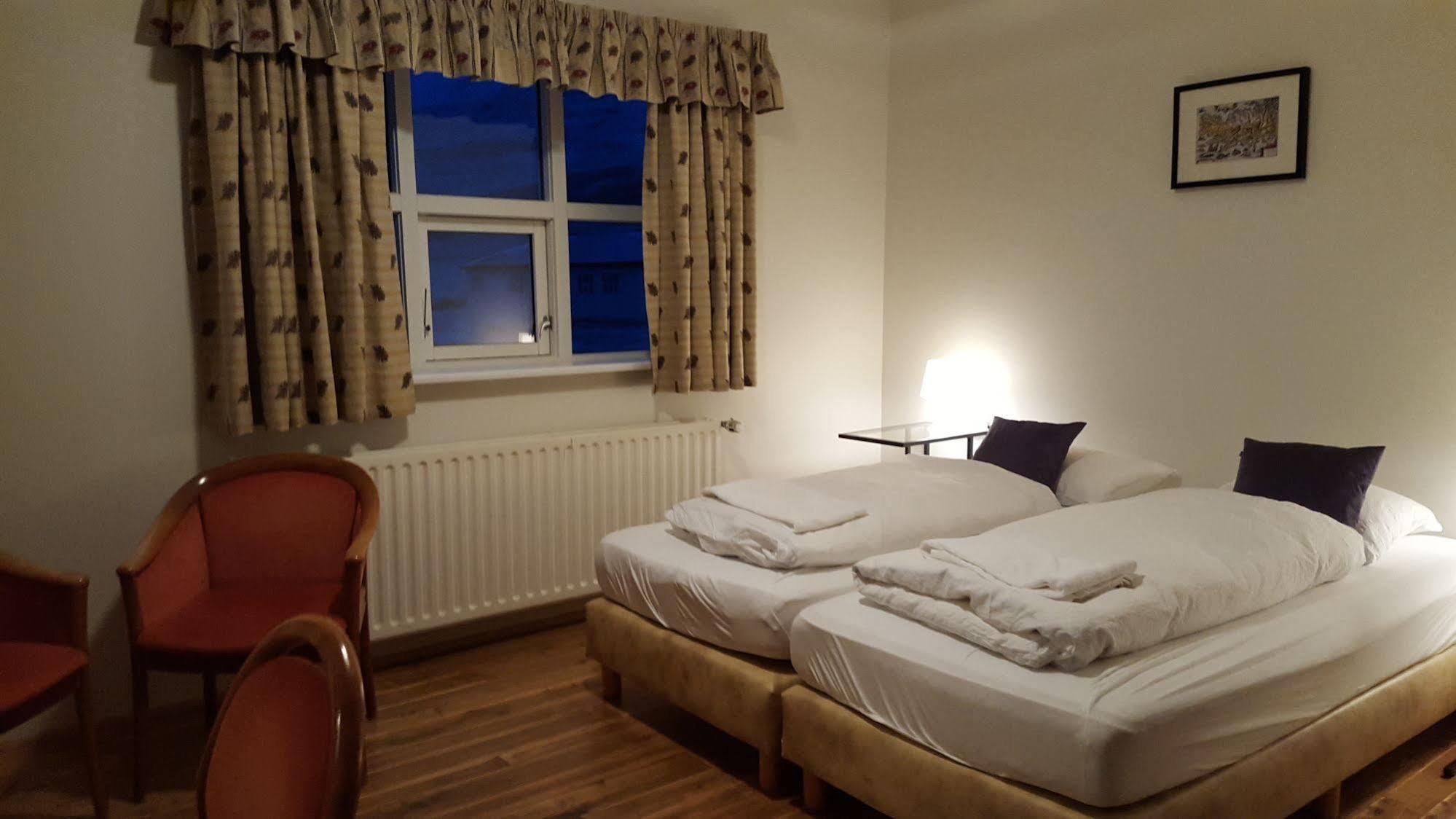 Hotel Sveinbjarnargerdi Svalbarthseyri Eksteriør billede